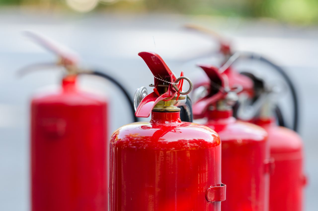 Jak często należy przeprowadzać przegląd instalacji przeciwpożarowych?