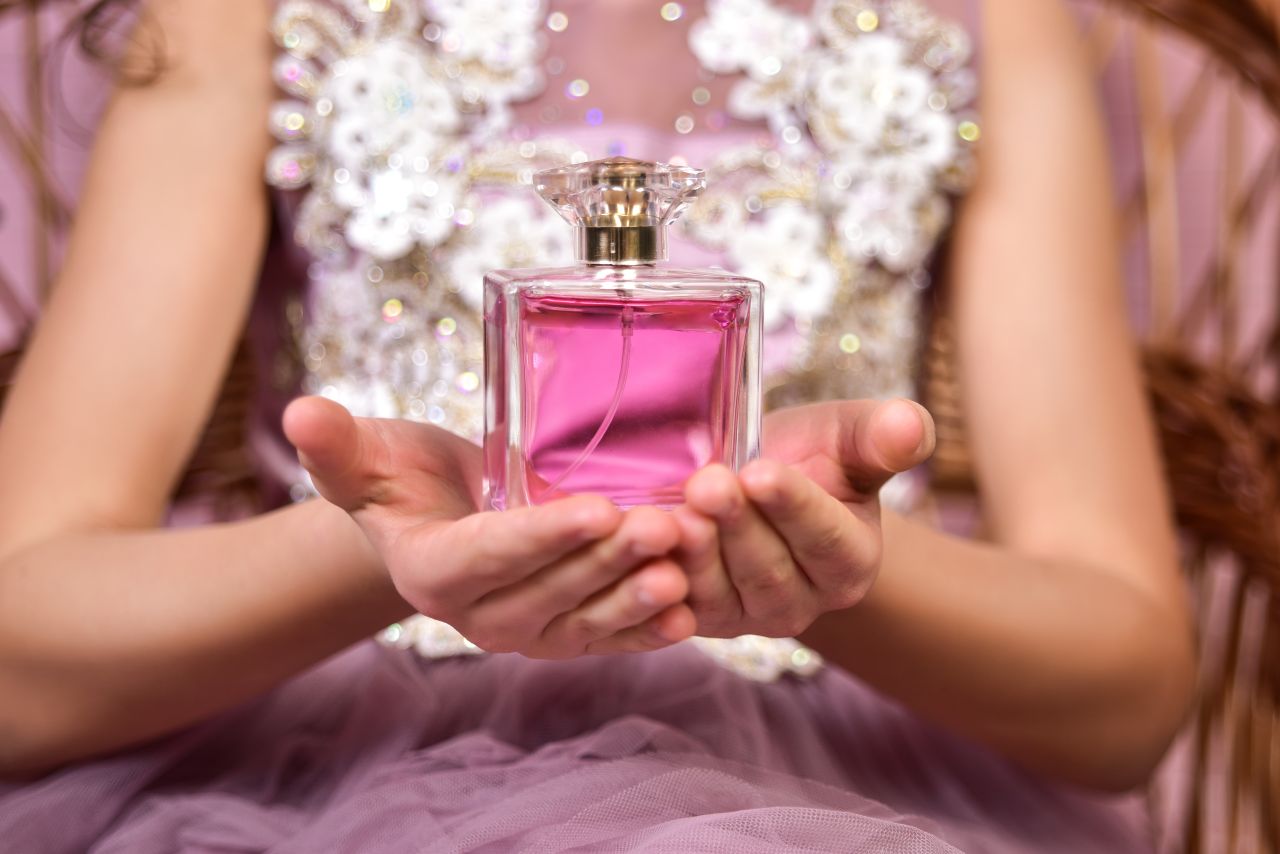 Ciężkie czy lekkie – co ma wpływ na wybór perfum?