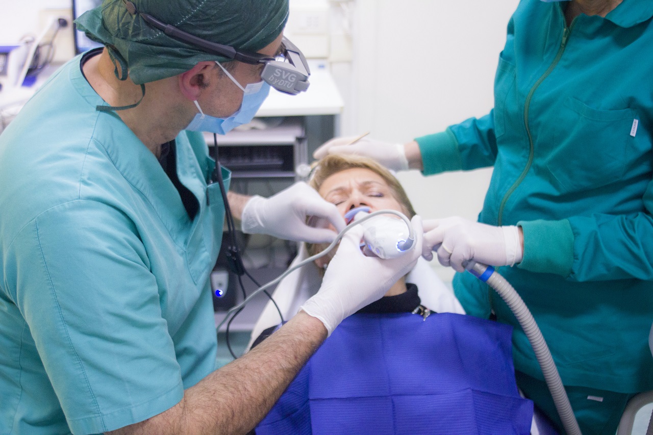 Stomatolog – czym zajmuje się dentysta?